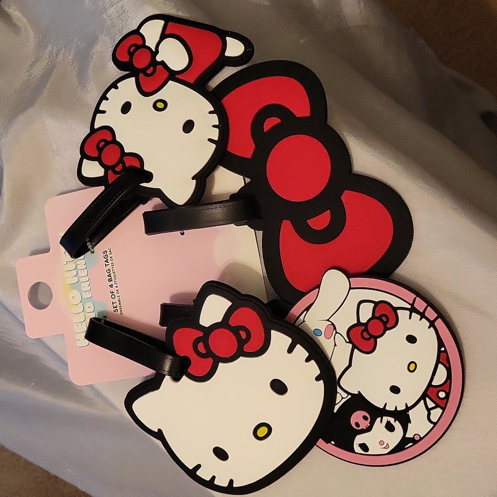 Hello Kitty luggage tag 4pc set new on